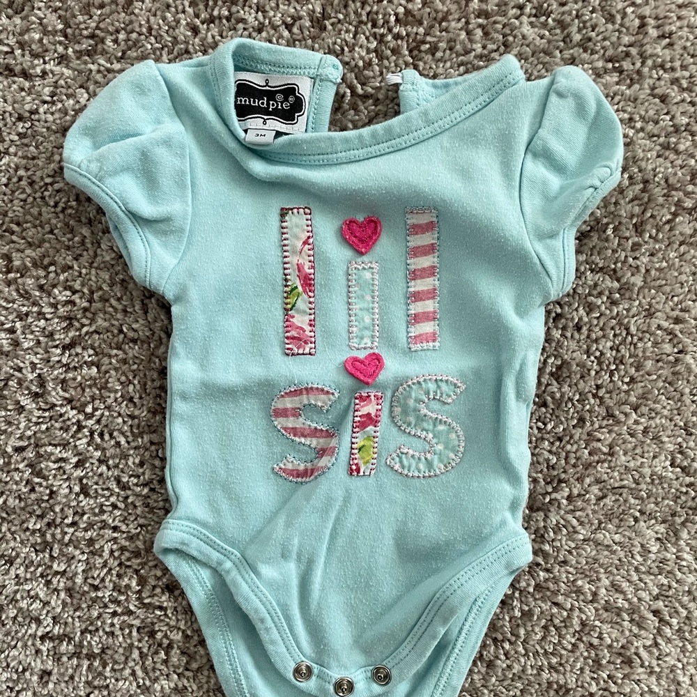 Mud Pie onesie with “lil sis” in turquoise